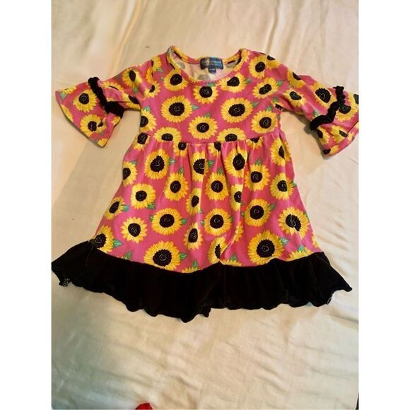 Simply Southern Sunflower Dress - Picture 5 of 5